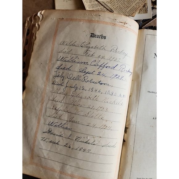 Antique Bible Nelson's Series Presented in 1915 - Picture 7 of 16